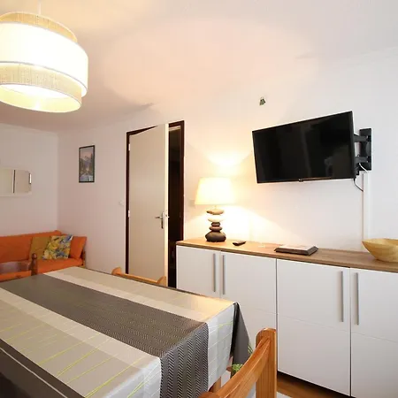 Apartment T3 Au Mont-dore, Balcon, Parking, Proche Centre - Fr-1-415-186 Le Mont-Dore